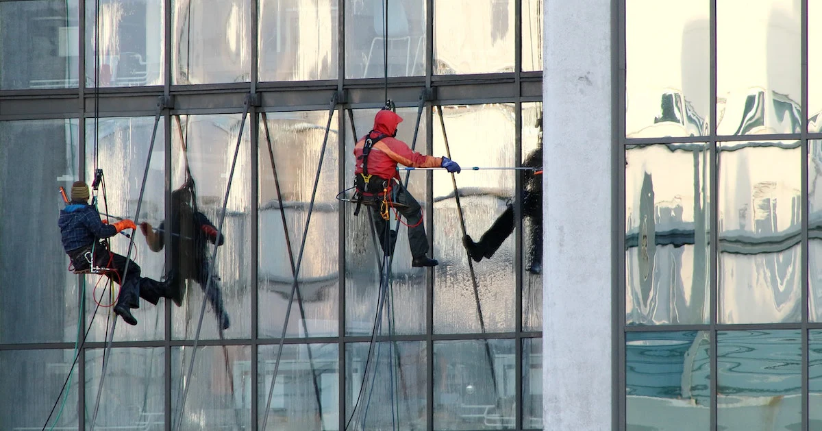 Glass removal service in action